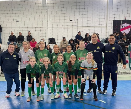 Meninas do IDEAU Futsal Sub-13 conquistam o vice-campeonato Estadual em Guaíba