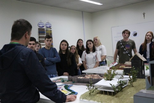 Segundo dia de Workshop na UNIDEAU reúne mais de 500 estudantes para imersão profissional