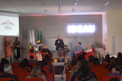 Prêmio IDEAU de Educação reconhece profissionais e iniciativas que transformam a educação em Bagé
