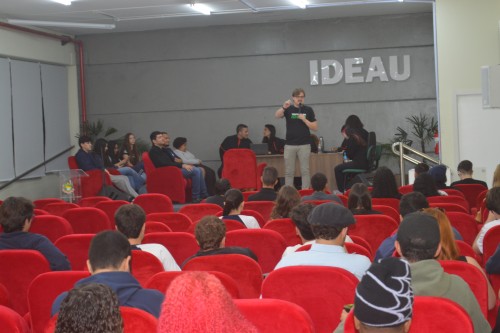 Workshop das Profissões da IDEAU reúne cerca de mil estudantes em dois dias de atividades em Bagé e região